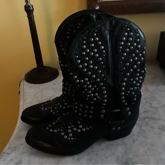 Ariat Genuine Leather Studded Cowgirl Moto Boots - Picture 11 of 11